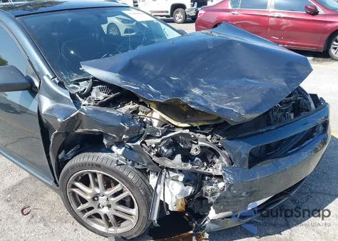 2010 Scion Tc Release Series 6.0 z USA, uszkodzony, nr VIN JTKDE3B77A0312972